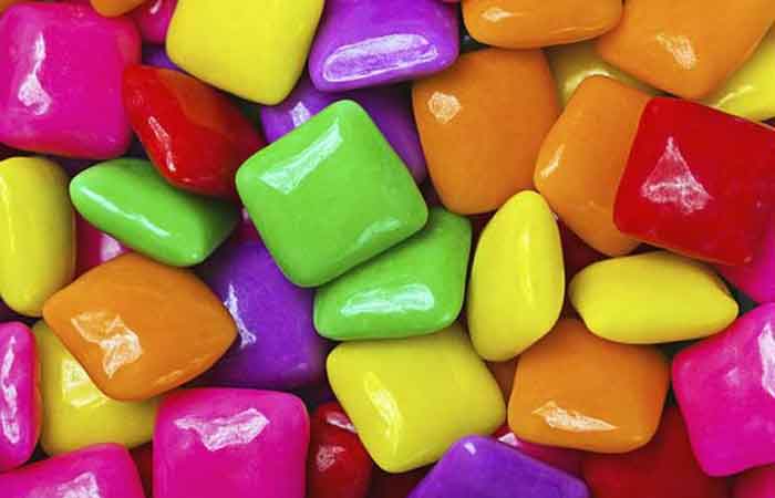 آیا قورت دادن آدامس در کودکان واقعا خطرناک است؟ | ستاره