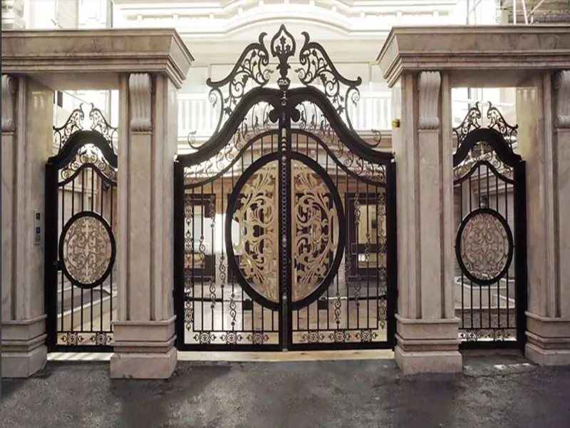 درب حیاط طرح چوب